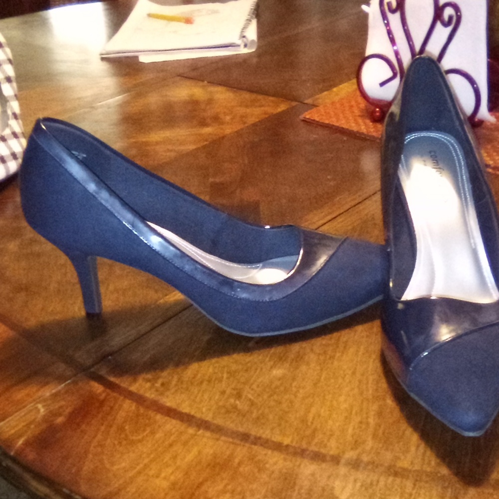 Comfort plus predictions blue high heels size 12